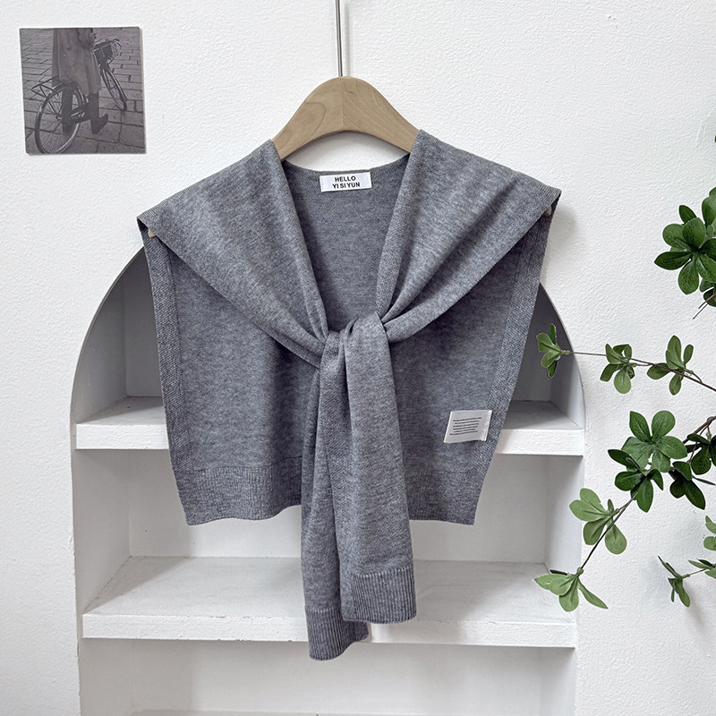 Chal de punto para mujer, versión coreana de primavera y verano, nuevo chal de lana de color sólido de alta gama con cuello falso para habitaciones con aire acondicionado.