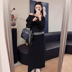 露肩卫衣+半身裙套装女韩系设计感2025秋新款宽松显瘦假两件上衣