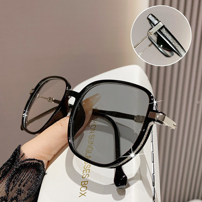Gafas fotocromáticas con brillo de cielo estrellado, elegante montura cuadrada grande, gafas anti luz azul para mujer, gafas graduadas de alta gama con brillo.