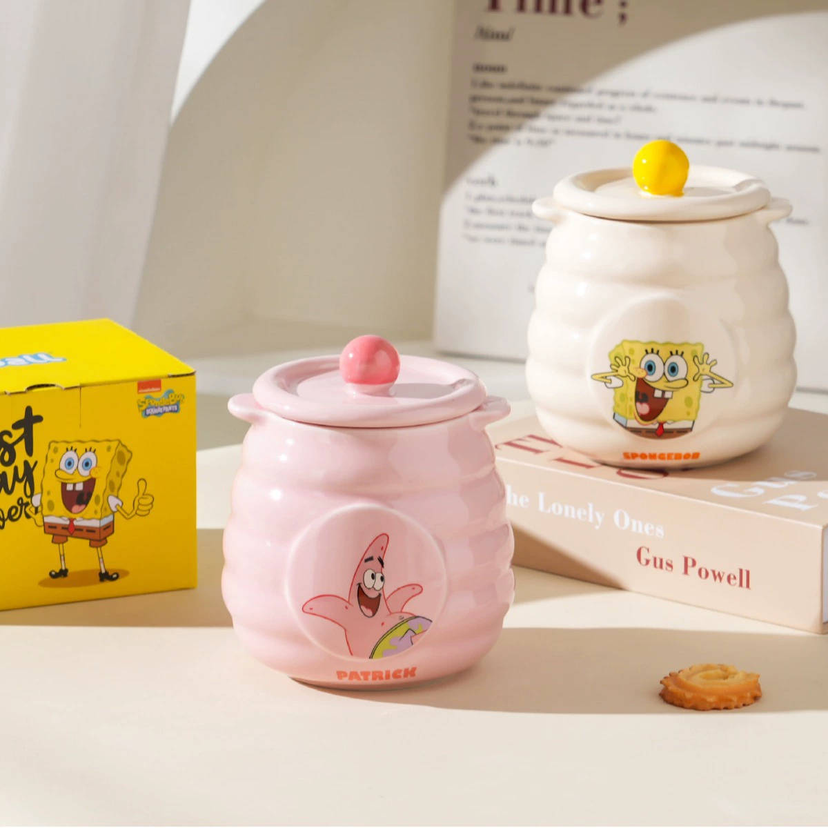 Sponge cartoon capacious storage system, print