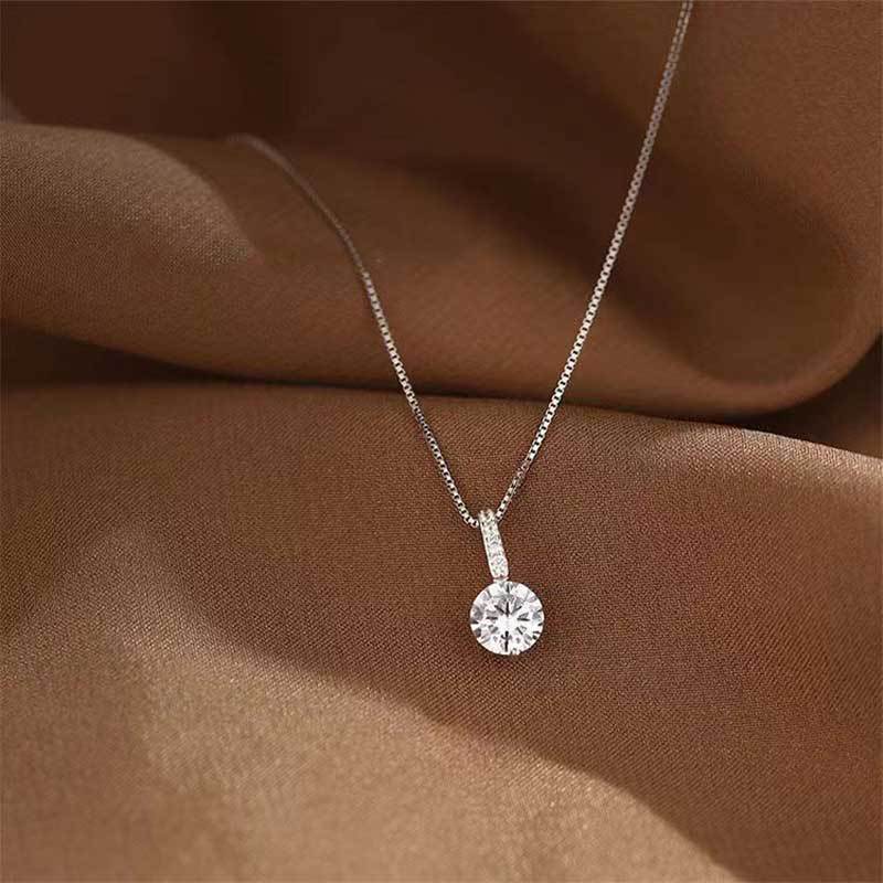 Cross-Border Exquisite Single Diamond Geometric Water Drop Necklace for Women, Light Luxury Niche Style, Simple and High-End Feel, Elegant Clavicle Chain, Super Shiny