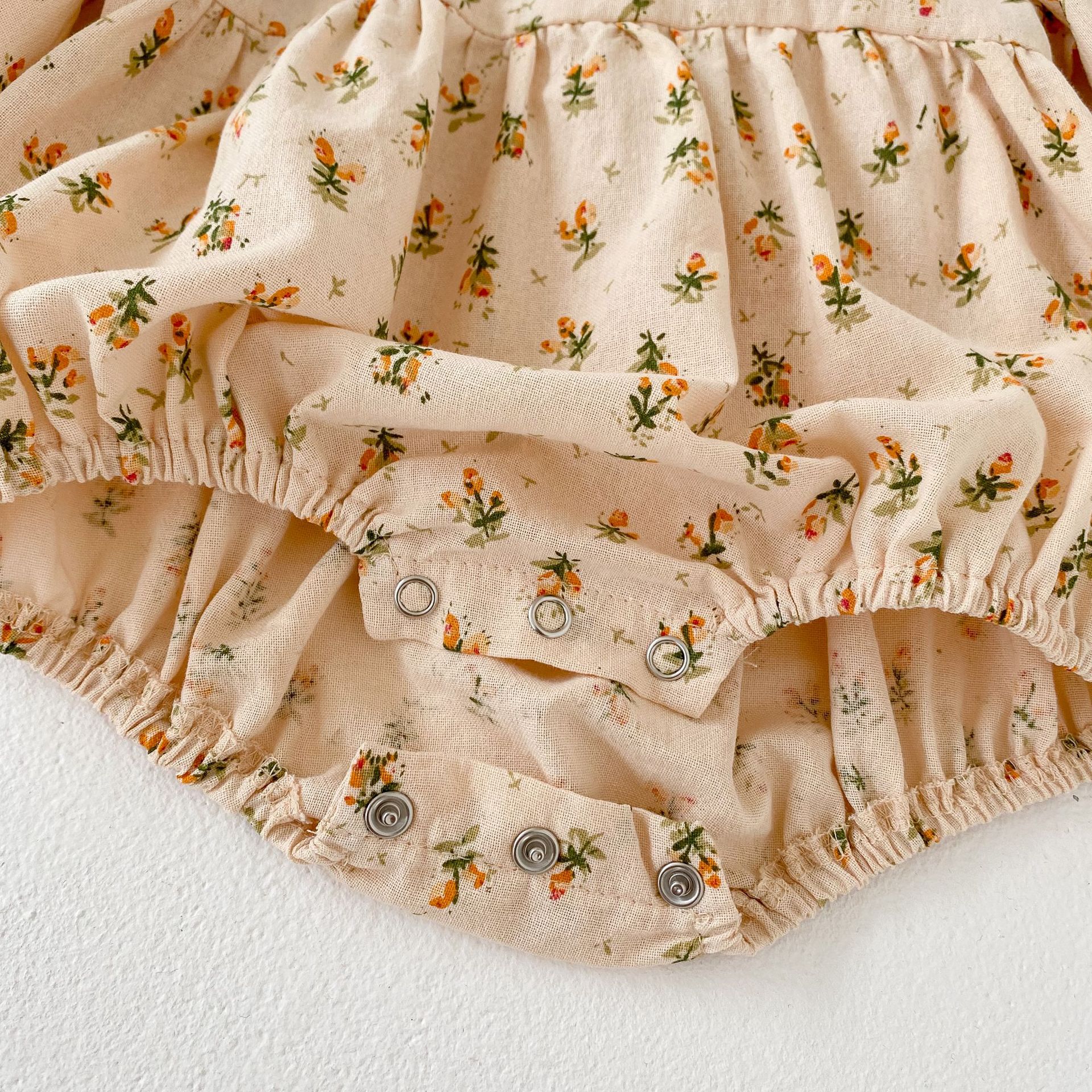 Ins 2024 autumn outfit girl baby doll collar floral long sleeved triangle Ha crawling clothes jumpsuit_voghion.com