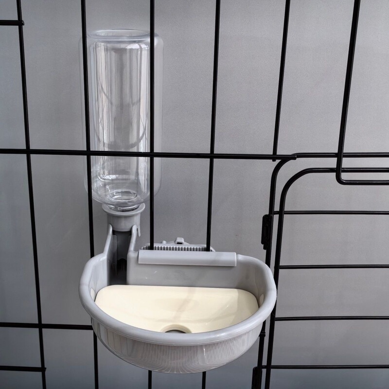 Dog Water Dispenser That Doesn'T Wet the Mouth, Hanging Water Bottle for Pets, Automatic Water Feeder for Cats, Hanging Water Bowl for Dog Cages