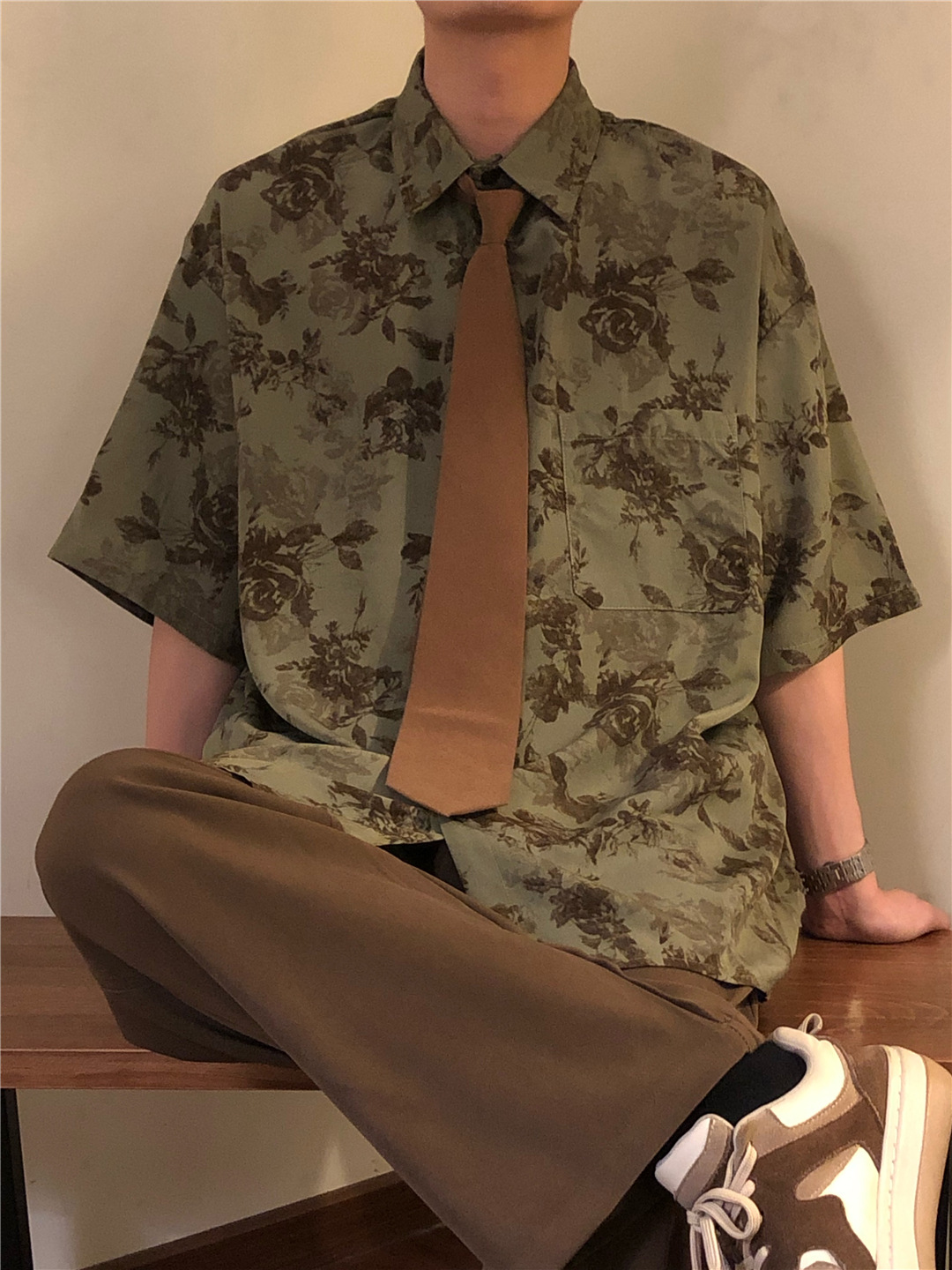 古着vintage巴洛克衬衫男短袖设计感高级冰丝花衬衣美式复古外套-阿里巴巴