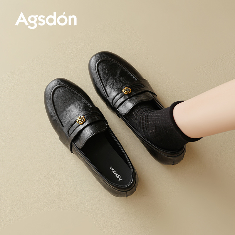 Augusto Lion negro Lefour zapatos para mujeres 2025 nuevo invierno británico zapatos de cuero pequeños con un zapato de pelo de lana