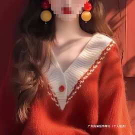 秋冬新款慵懒风感复古圣诞毛衣软糯灯笼袖领红色针织上衣女