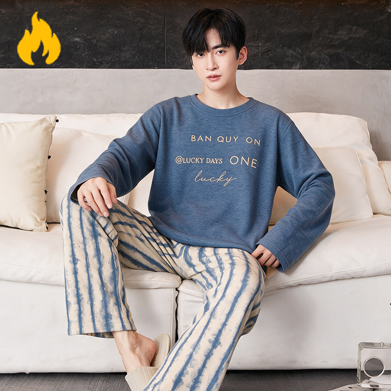 Men's thermal fleece pajamas, 2026 autumn/winter new collection, simple and casual style, suitable for wearing both indoors and outdoors, a set of loungewear for young men Men's thermal fleece pajamas, 2026 autumn/winter new collection, simple and casual style, suitable for wearing both indoors and outdoors, a set of loungewear for young men