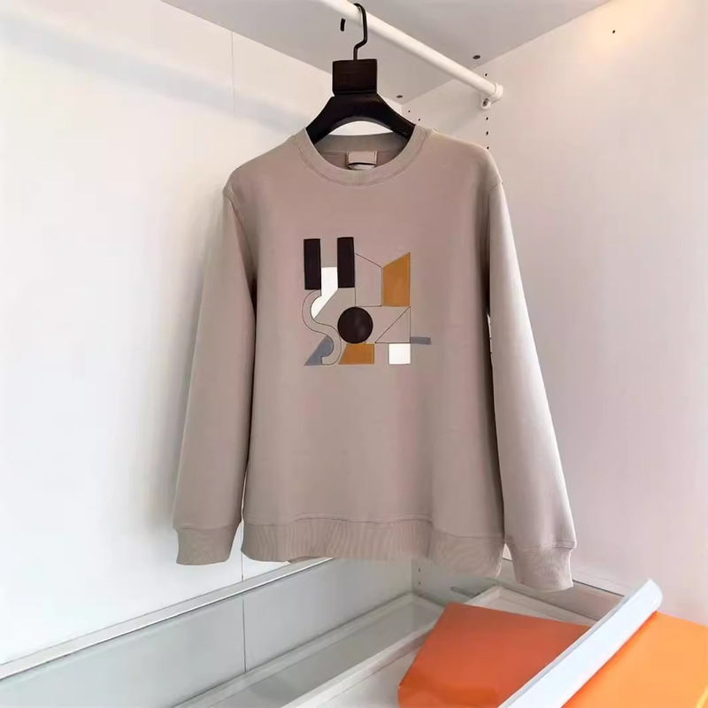 Fabrics24 Leather Geometric Crew Neck Sweatshirt Pullover with Lambskin Applique Long Sleeve T-Shirt with 3D Patch Pocket