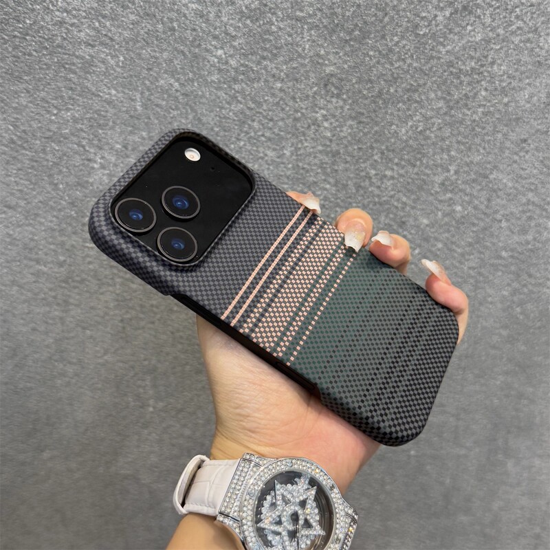 iPhone17ProMax碳纤维纹理手机壳磁吸半包苹果16磨砂PC超薄保护套|undefined