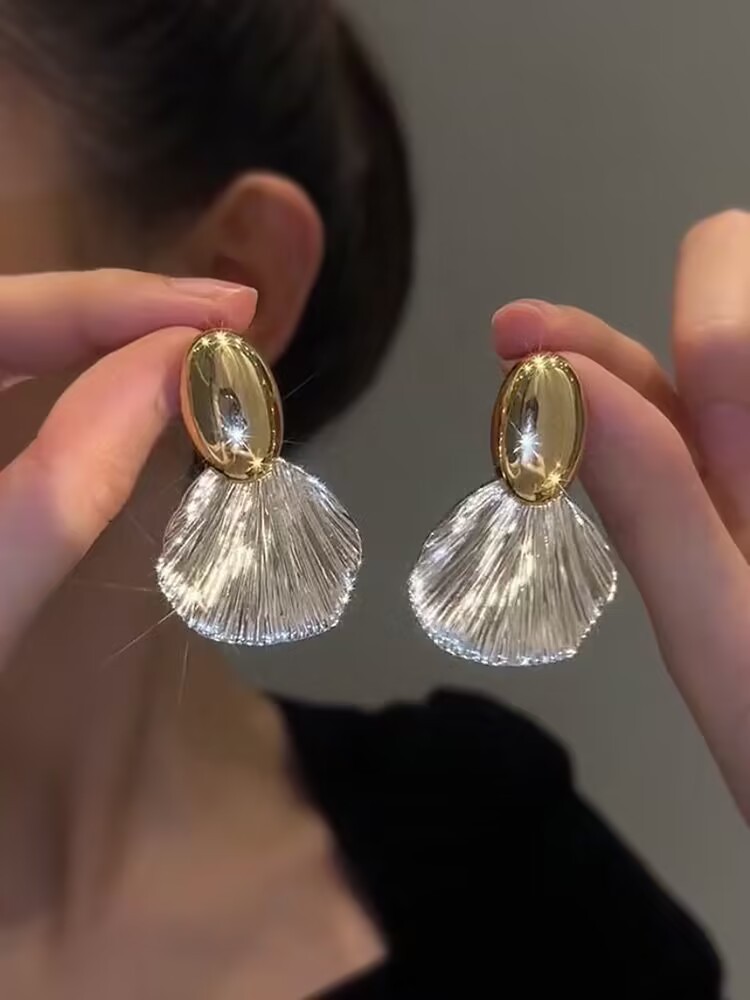 Aguja de plata diamantes geométricos aretes de perlas redondos ligeros de lujo de alta calidad pernos de orejas de estilo francés temperamento femenino orejas de nicho mayorista image 63
