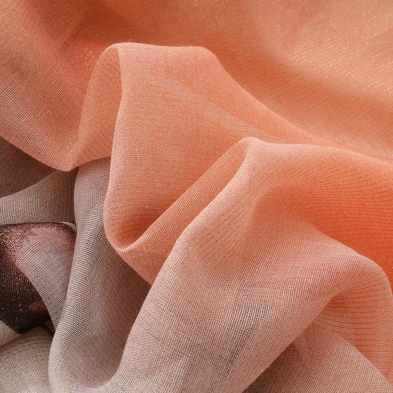 Comercio exterior transfronterizo bufanda de seda caliente mujer chal largo de doble uso rosa pálido Flor de seda dorada impresa bufanda de algodón y cáñamo