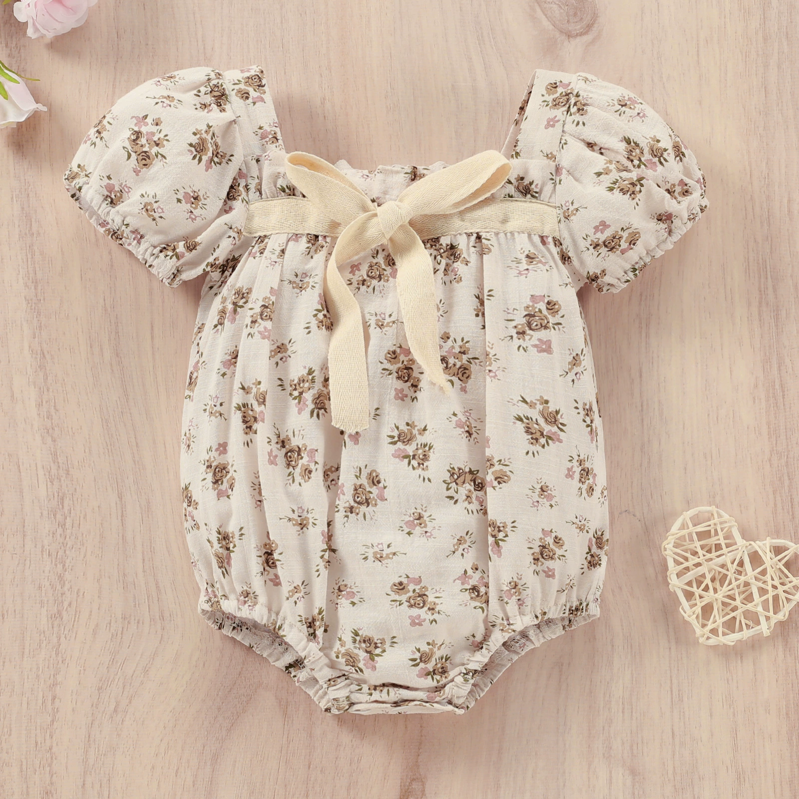 Brand summer bodysuit, floral print