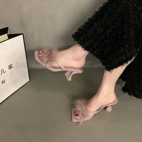 French-style niche high heels fur slippers for women, wearable 2024 new summer fairy wind toe sandals black cool slippers