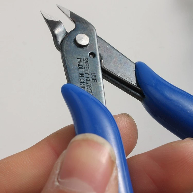 Кричиновый? Нет, это Crimson — красный. зуб? Wait translate: Crimson buckle removal pliers 4816 Cut the mouth clamp Handmade DIY leather disassembly buckle water inlet pliers to remove hardware convenience