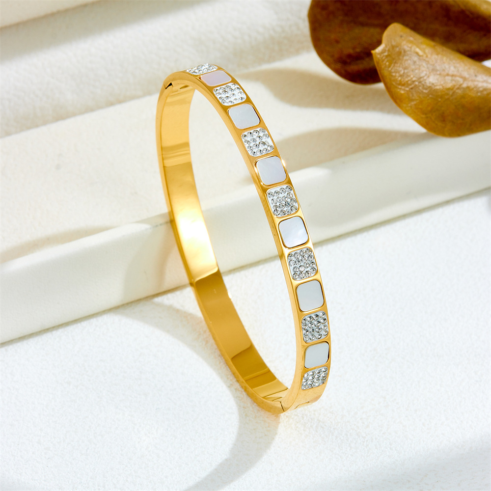24g Weight Shell, Zircon Inlay Material Bangle Classification Titanium Steel Chain Material 1 Piece Quantity Daily Occasion Titanium Steel Material Geometric Pattern All Seasons Season Women's Gender Plating, Inlay Design Retro Style Retro Geometric Titanium Steel Shell Zircon Bangle In Bulk 8