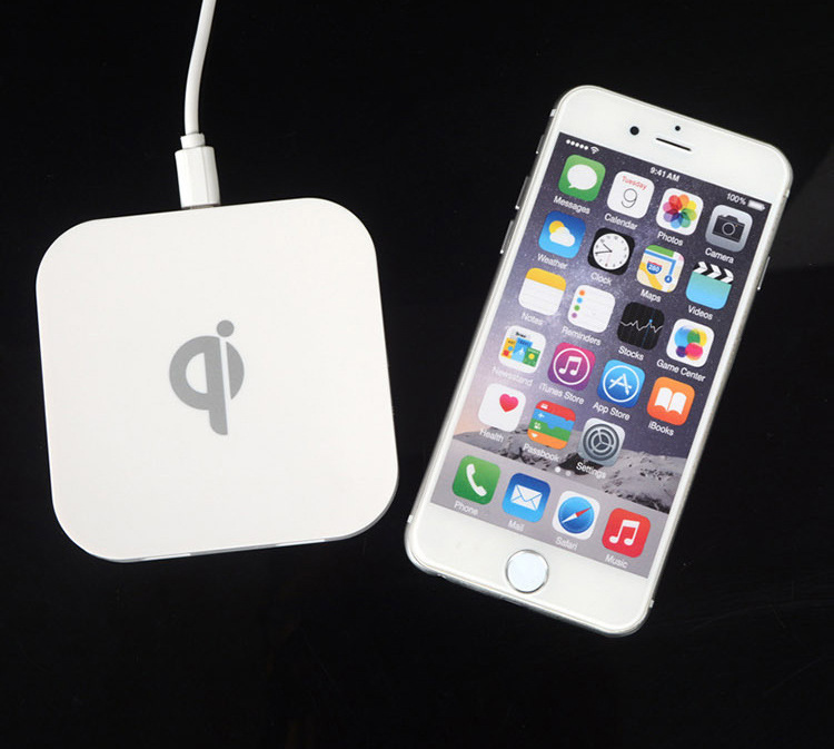 Soporte dual usb para tres teléfonos móviles, un adaptador, tres adaptadores, adecuado para la carga inalámbrica del convertidor de escritorio de la serie Apple