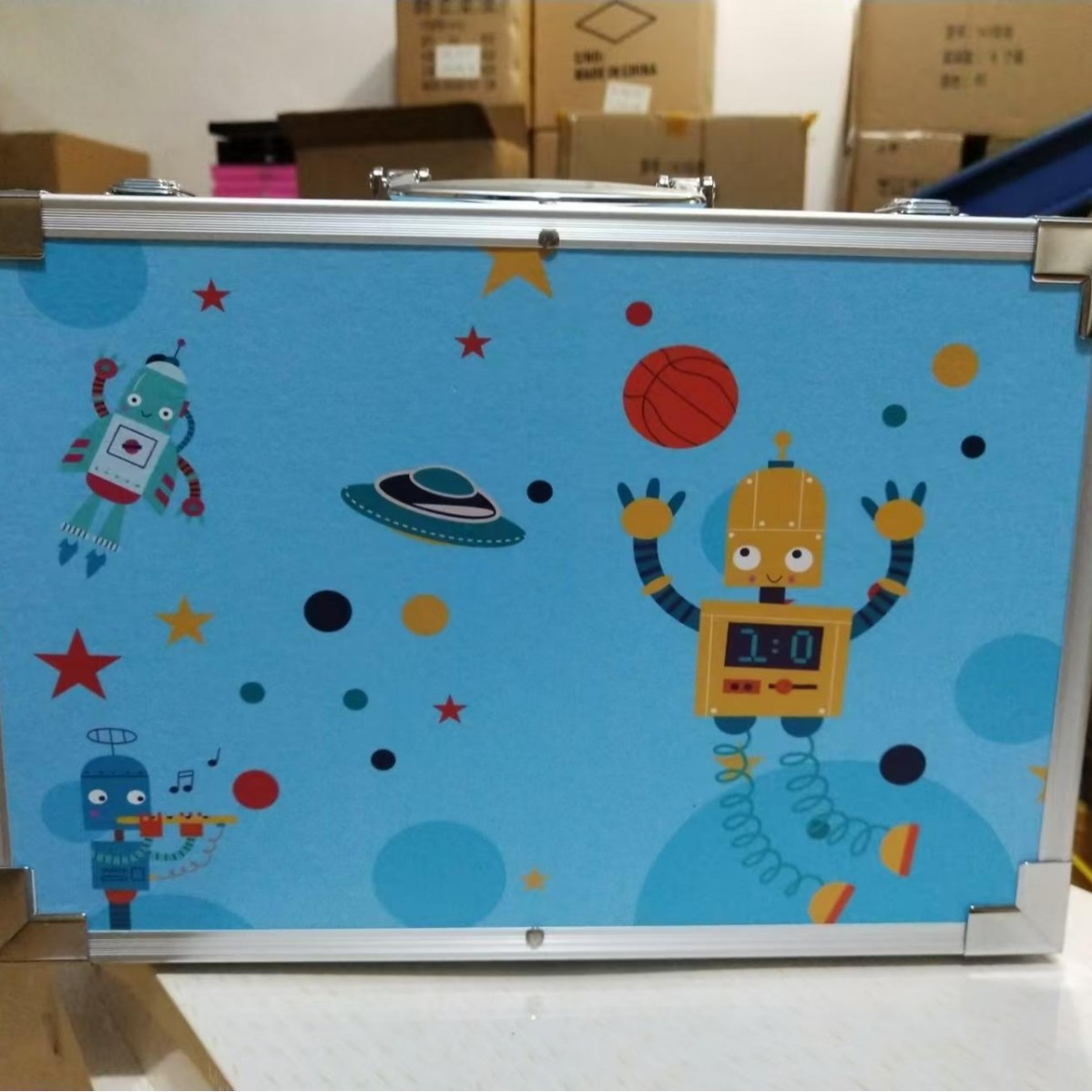 Caja de aluminio de doble capa de 145 piezas Traje de pintura de acuarela para niños Caja de regalo Herramienta de pincel de arte para estudiantes