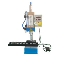 太阳能灯头压合机气动冲压机小型气动压力机冲压机气液头压合机