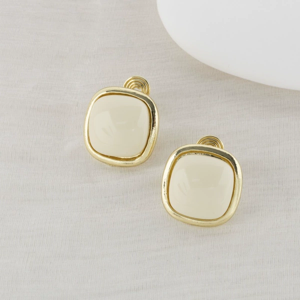 Square mosquito coil, ear clips