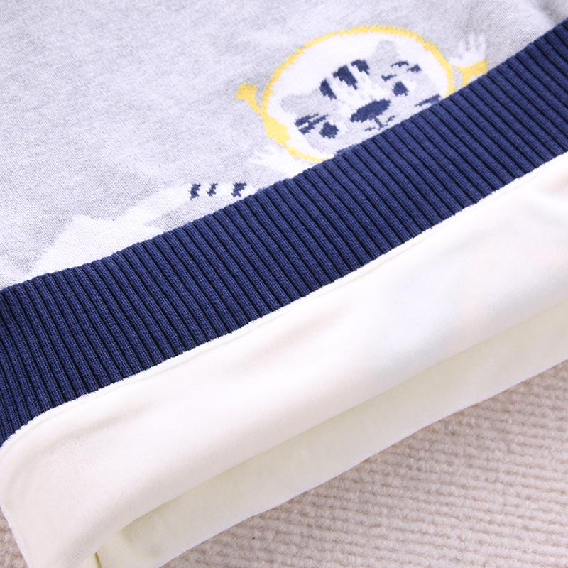 No fading, no ball, white rabbit double coat with bow