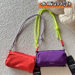 新色リネン更新同じスタイルのウォーターボトルバッグファッションニッチアウトドアサイクリングバックパック超軽量ポータブルスポーツクロスボディバッグトレンディ