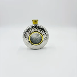 酒壶;喷雾瓶;鞋拔