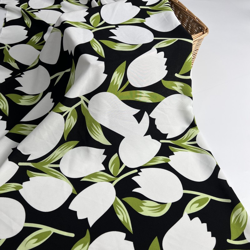 2024 nuevo estilo tela estampada elástica de cuatro lados viajes vacaciones estilo playa pantalones tirantes vestido ropa tela