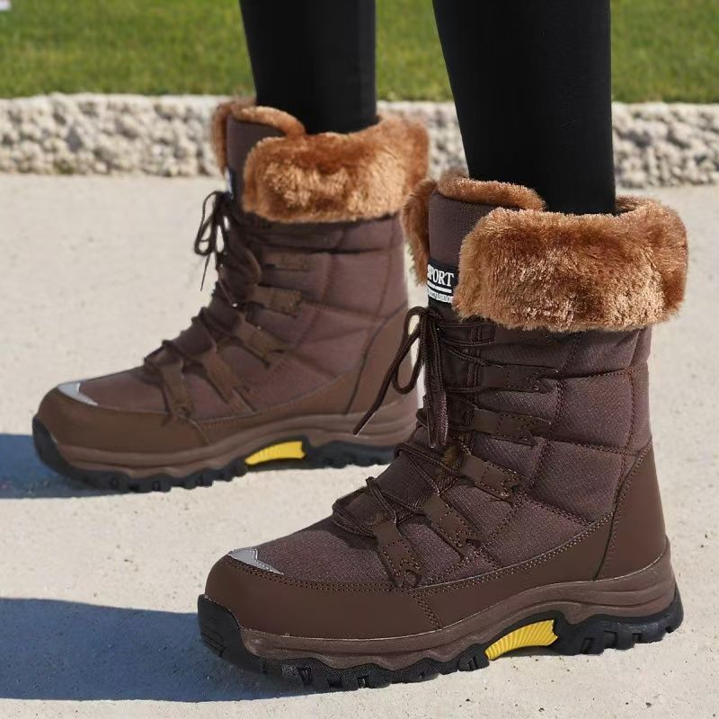2025 nuevas botas de nieve de invierno transfronterizas para mujeres calientes y terciopelo grueso al noreste zapatos de algodón de esquí al aire libre tamaño grande