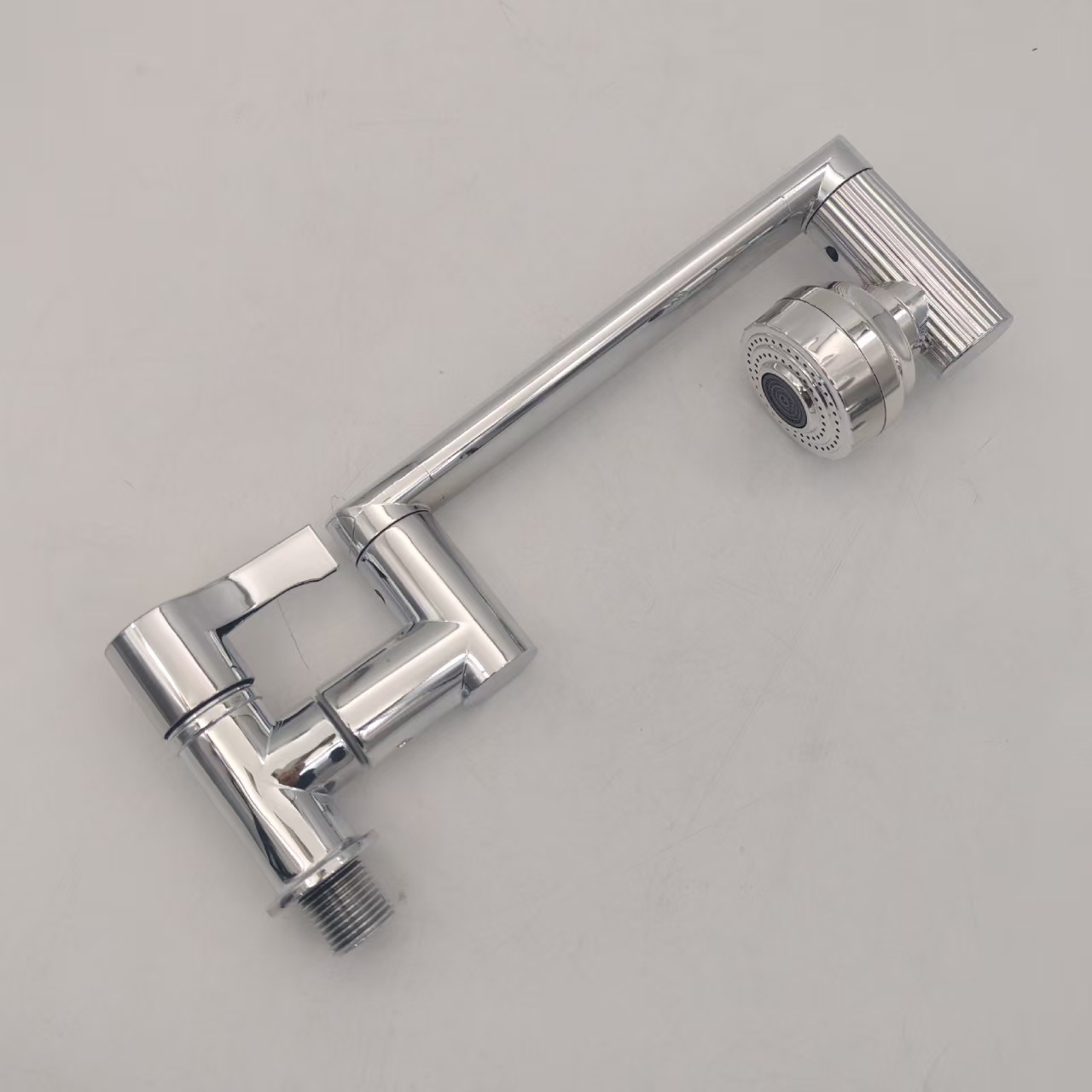 Grifos de pared de Grifos de plástico de enfriamiento único del sudeste asiático Grifos de cocina Grifos de tipo horizontal