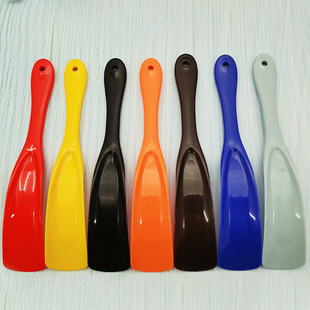 Household Portable Auxiliary Shoe Wearer with Hole Small Hanging Shoe Lacker Plastic Shoe Slider Seven-color Short Shoe Puller