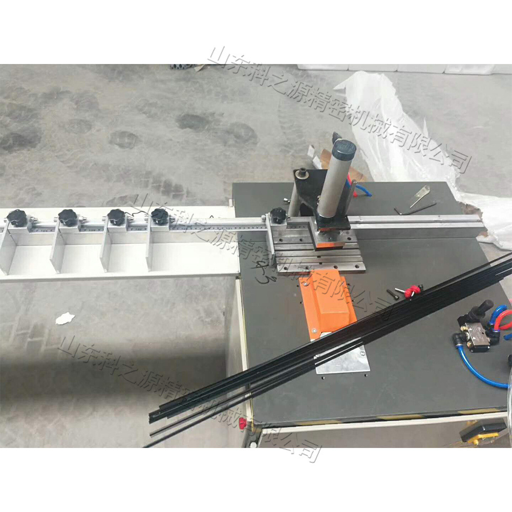 工业装饰T型条锯切机 铜条铝条装饰切割机 家具制造木条切条机