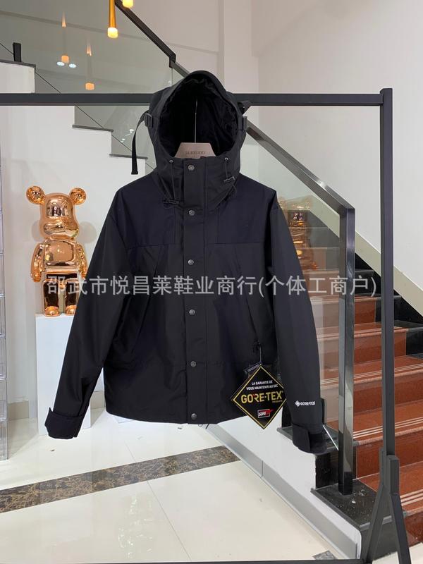 莆田1990冲锋衣全压胶三合一刺绣户外登山男女外套防雨户外潮流|undefined