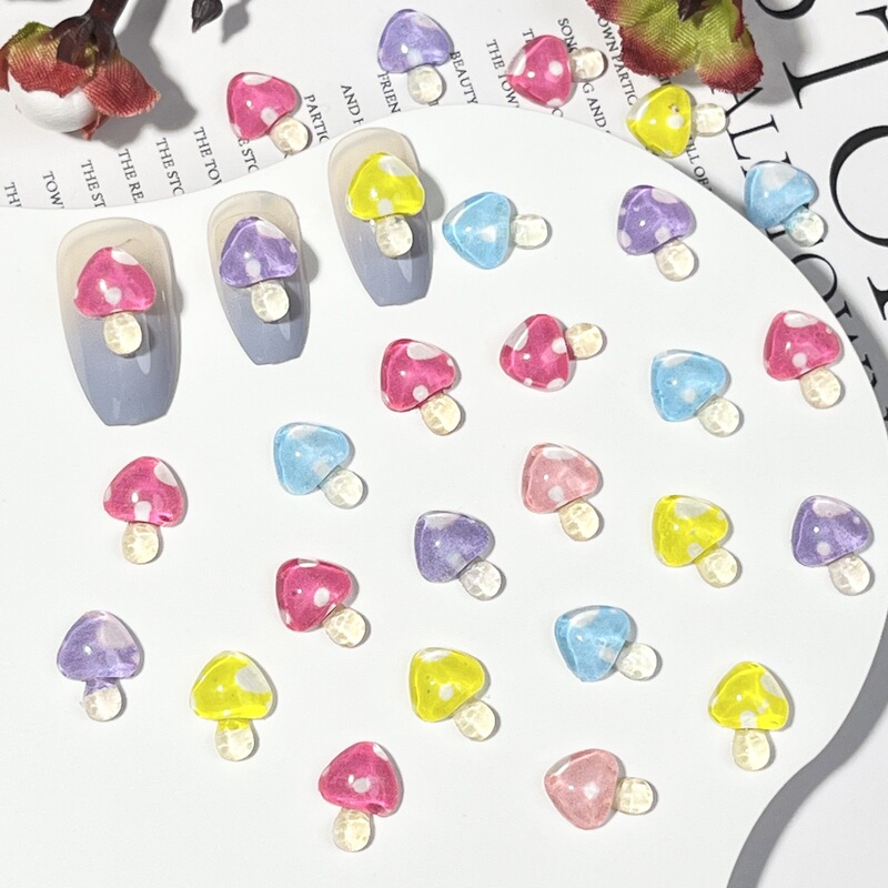 Cross-border Mushroom Nail Art Jewelry Ice Through Three-dimensional Simulation Small Mushroom Resin Cartoon Accessories diy Nail Decoration