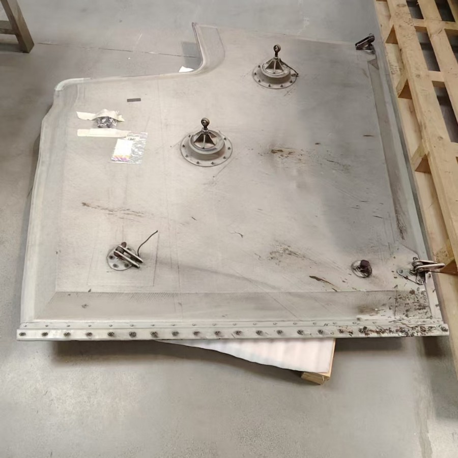 飞机左右主起落架舱门整流罩门左右起落架随动门前起后起落架舱门