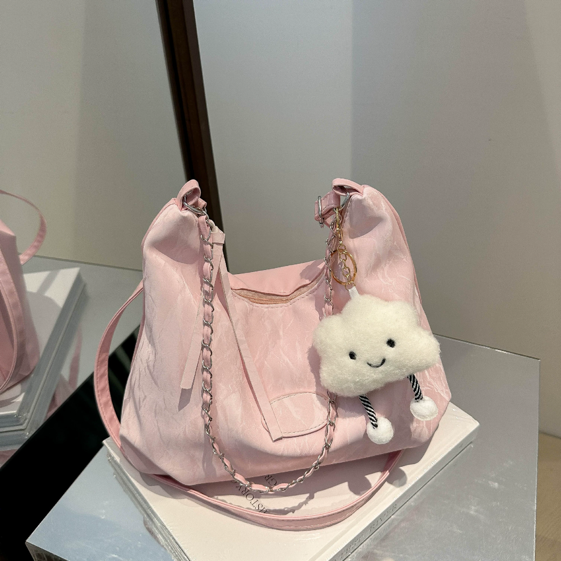 Capacious shoulder bag for students, summer chain, one-shoulder bag
