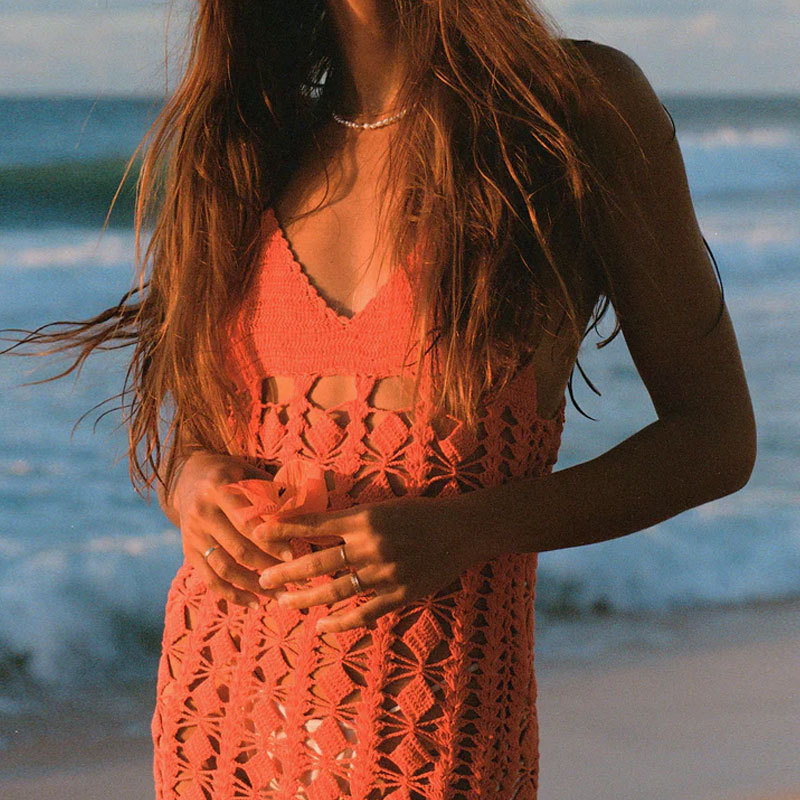 1 Piece Quantity Beach Occasion V Neck Neckline Women's Vacation Beach Solid Color Hollow Out 1 Piece Cover Ups