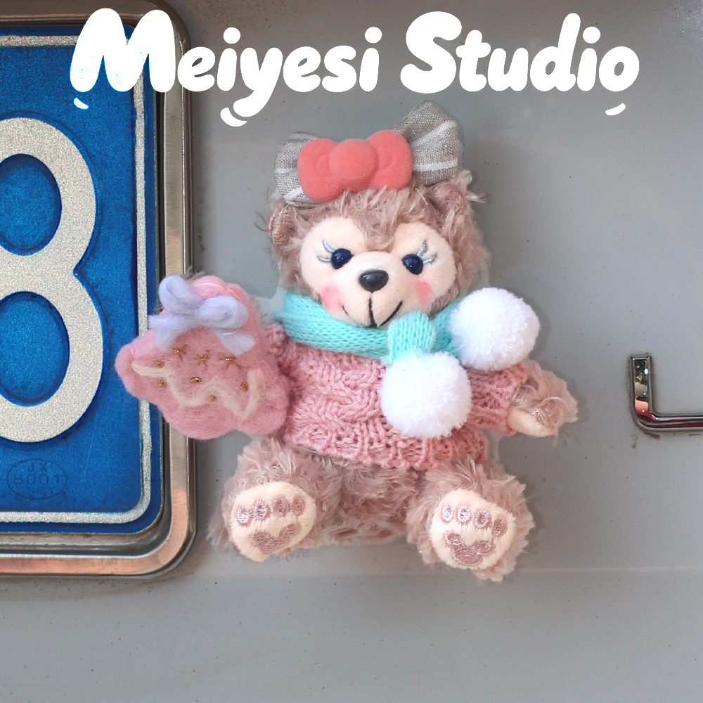 Cute Bear Car Colgante trasero Decoración trasera maletero Muñeco Decoración exterior del coche Decoración del coche Mujer