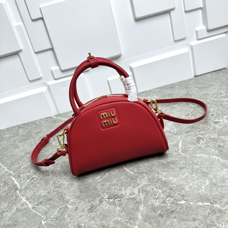 2026 New Model M1U High-End Semi-Circular Dumpling Bag Versatile Bowling Handbag Shoulder Crossbody Shell Bag