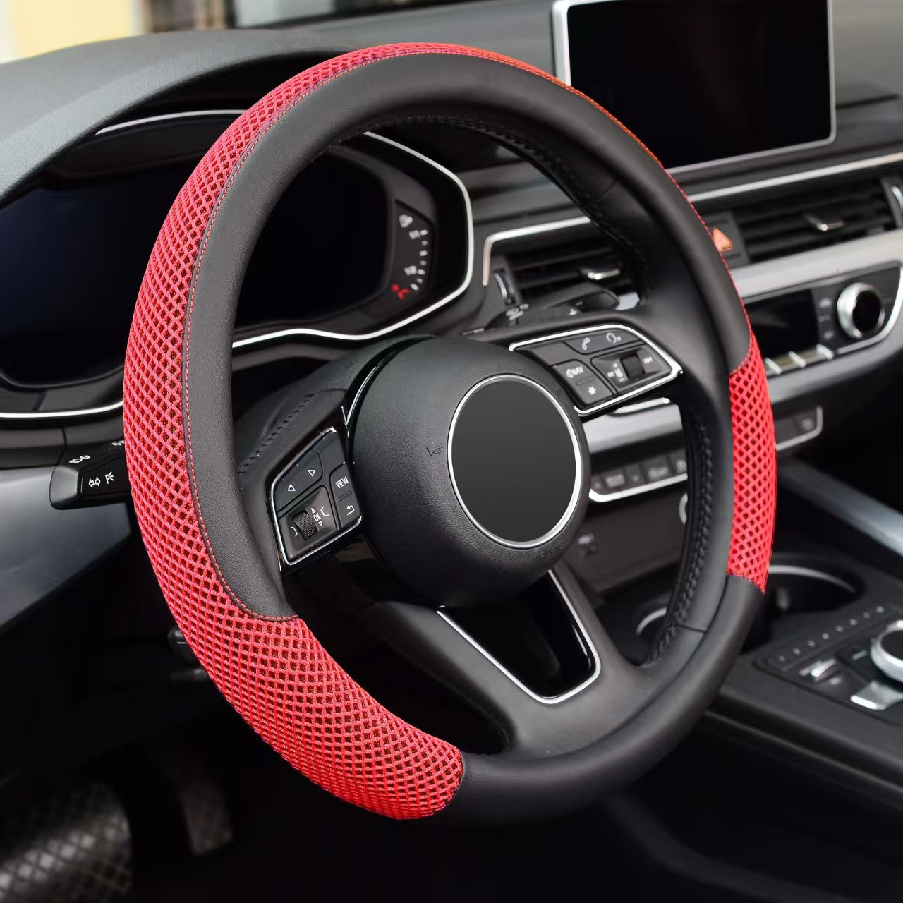Car Steering Wheel Cover for All Seasons, Seam-Free Leather Ice Silk Men's and Women's Sports Universal Handlebar Cover