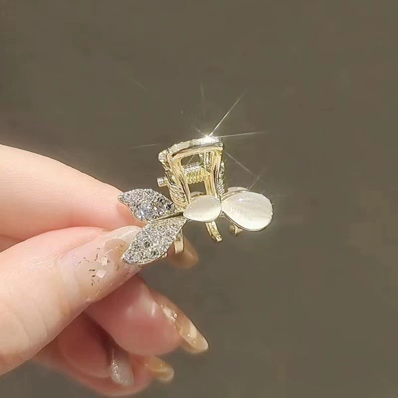 Metal crab pin, hairgrip, Korean bangs, cat's eye