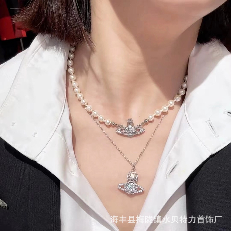 (2개) 서부 여왕 어머니 양면 다이아몬드 토성 목걸이 전체 다이아몬드 토성 빛 럭셔리 틈새 하이 엔드 목걸이 폭발 공장 아울렛