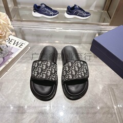 D's 夏メンズレタースリッパトレンディブランドファッションメンズサンダルハイエンドアウターウェアスリッポンメンズサンダル