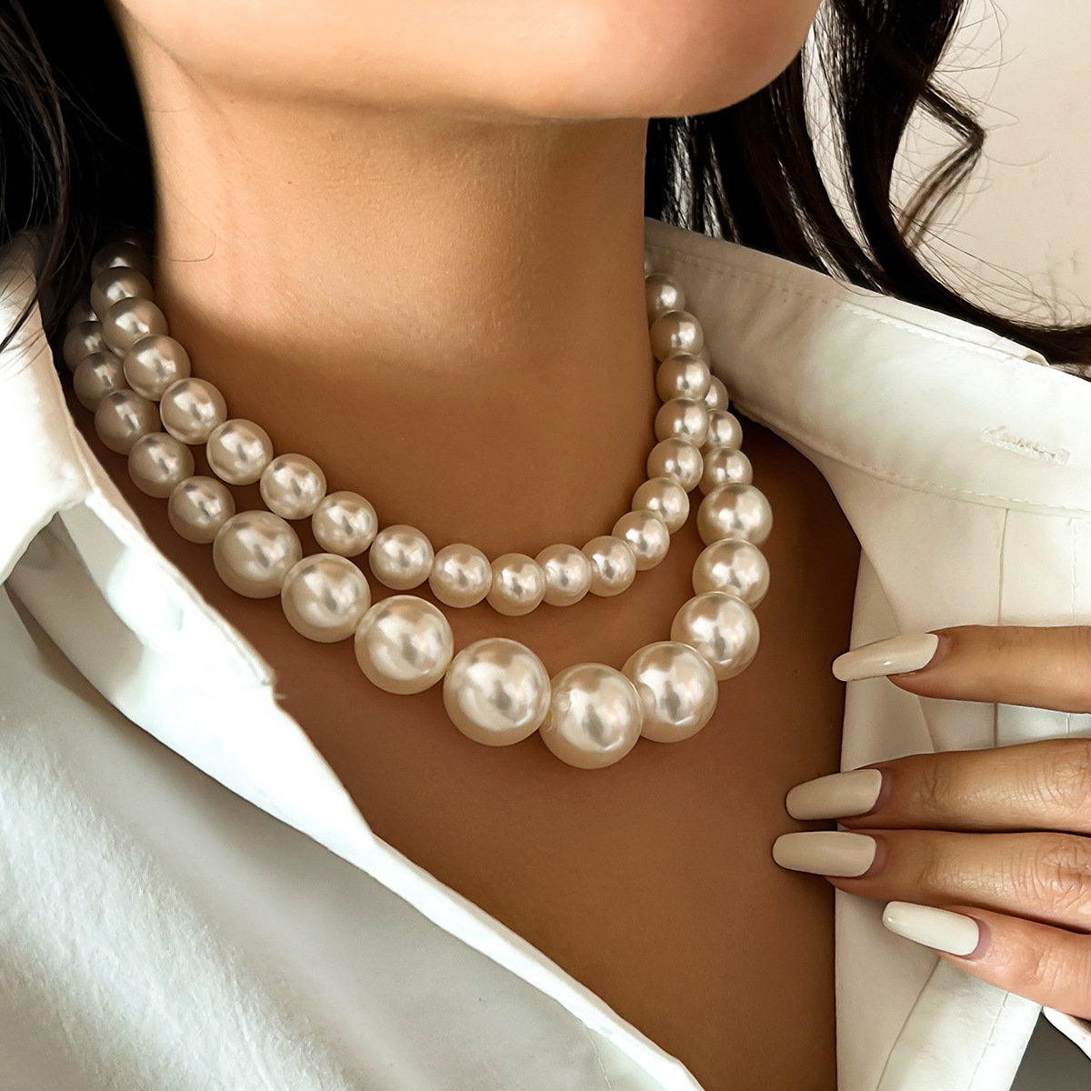 Collier ras de cou multicouche avec perles élégant femme_voghion.com