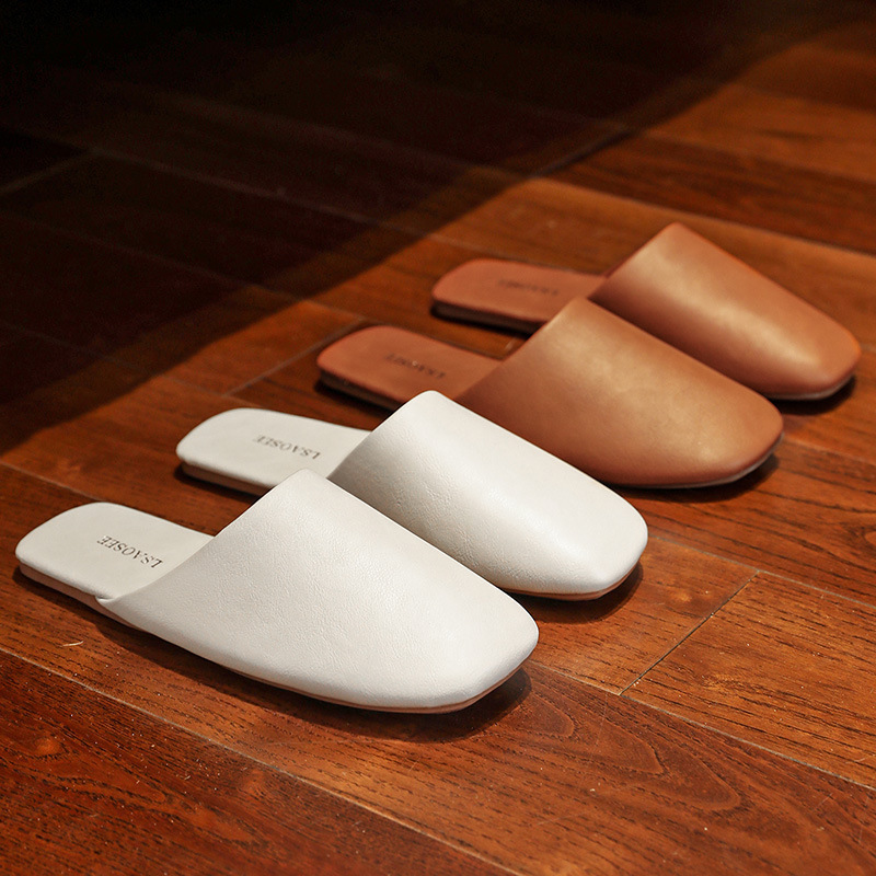 Liang's High-End Minimalist Italian-Style Light Luxury Matte Leather Slippers for Women and Couples, Non-Slip, Suitable for All Seasons, for Home Use, for Men