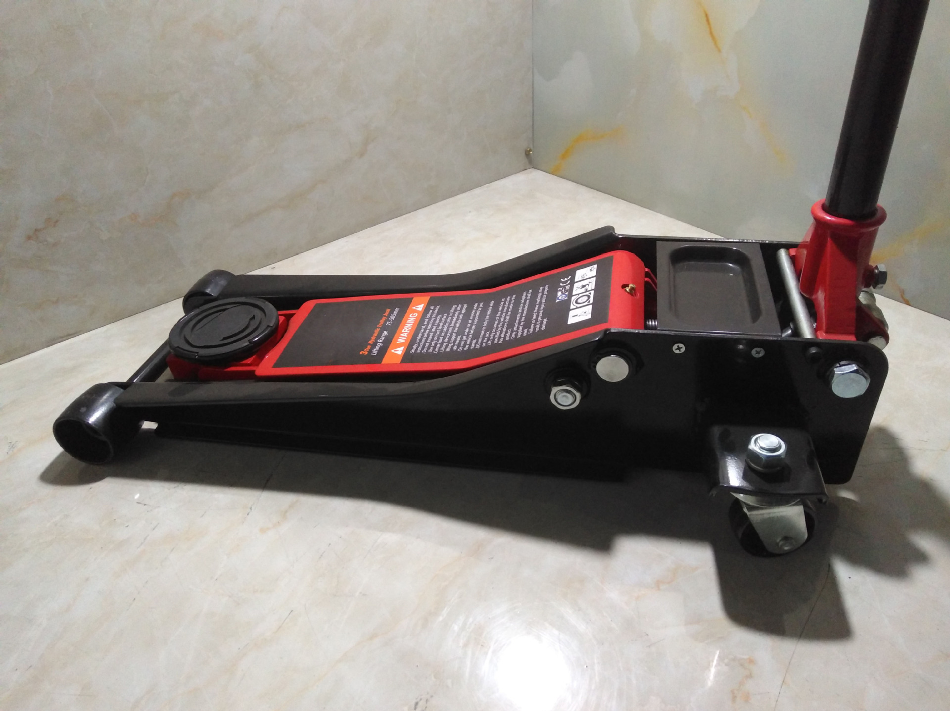 小轿车使用液压千斤顶  汽车维修液压工具 低位卧式千斤顶