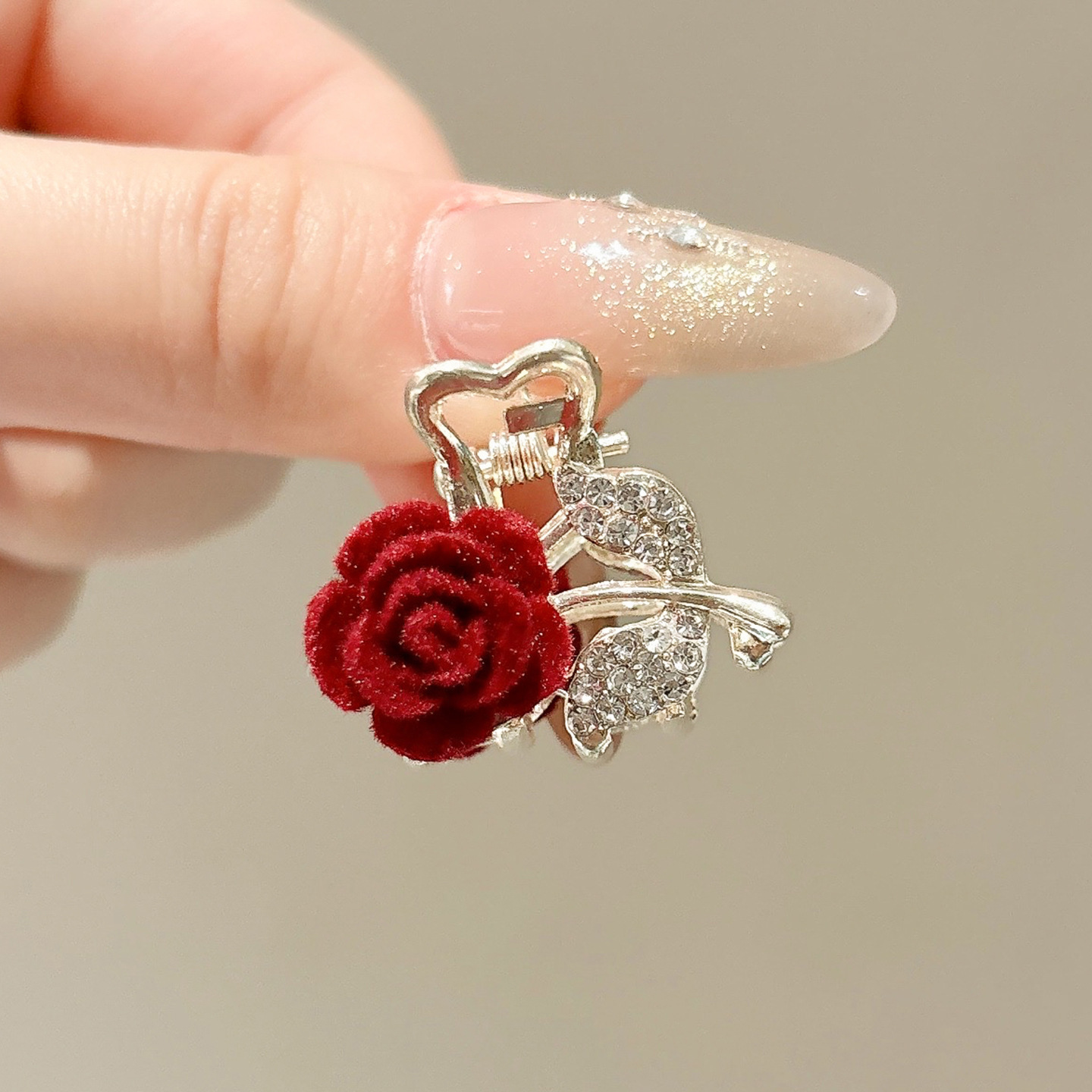 4#One small red rose hair claw clip - approximately 2.8cm