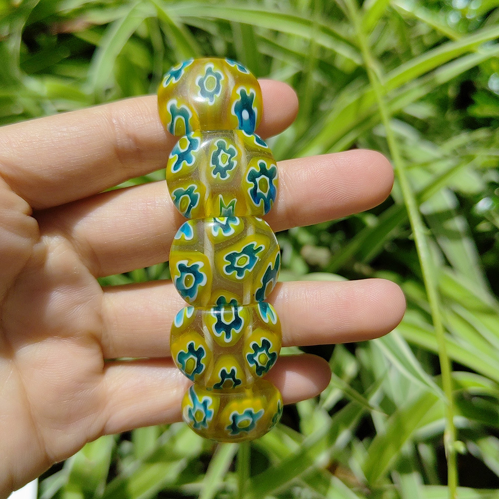 50g Weight Stretch Adjustable Clasp Closure Type Bracelets Classification glass Chain Material Handmade Chain Chain Type 1 Piece Quantity Daily Occasion glass Material Flower Pattern All Seasons Season Women's Gender Simple Style Style Simple Style Flower Glass Handmade Chain Stretch Adjustable Beaded Bracelets Wholesale 2