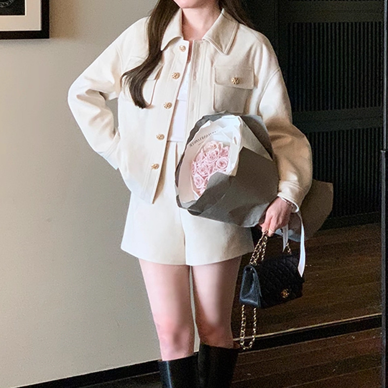 法式复古小香风麂皮外套套装女短款收腰翻领夹克短裤秋冬两件套潮|undefined