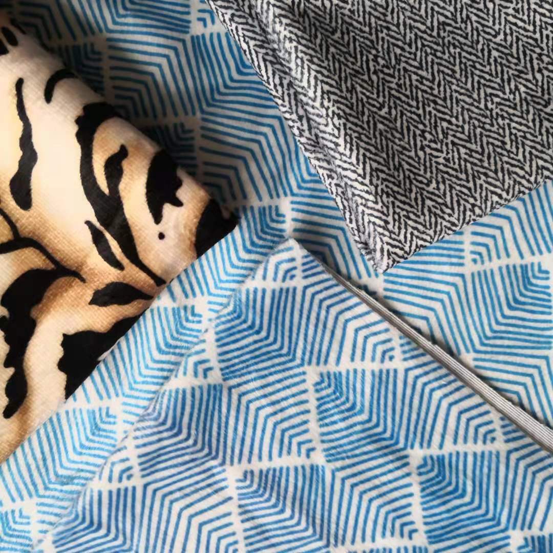 供应印花超柔短毛绒数码印花超柔毛绒印花U型枕超柔印花水晶绒