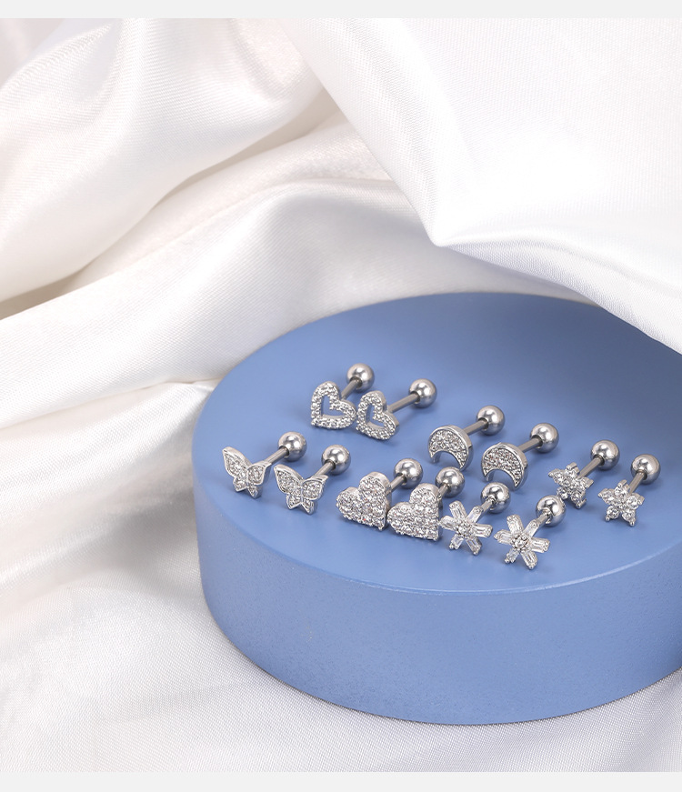 Labret piercing jewelry detail image